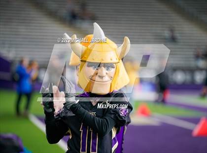 Thumbnail 3 in Lake Stevens vs Graham-Kapowsin (WIAA 4A Final) photogallery.