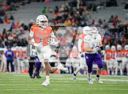 Thumbnail 2 in Lake Stevens vs Graham-Kapowsin (WIAA 4A Final) photogallery.