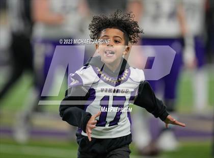 Thumbnail 3 in Lake Stevens vs Graham-Kapowsin (WIAA 4A Final) photogallery.