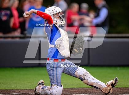 Thumbnail 1 in Pleasant Grove @ Henderson (UIL 4A D1 Area Playoff) photogallery.