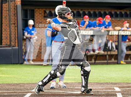 Thumbnail 2 in Pleasant Grove @ Henderson (UIL 4A D1 Area Playoff) photogallery.