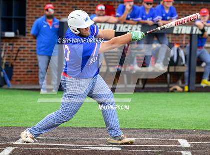 Thumbnail 1 in Pleasant Grove @ Henderson (UIL 4A D1 Area Playoff) photogallery.