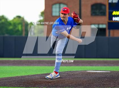 Thumbnail 3 in Pleasant Grove @ Henderson (UIL 4A D1 Area Playoff) photogallery.