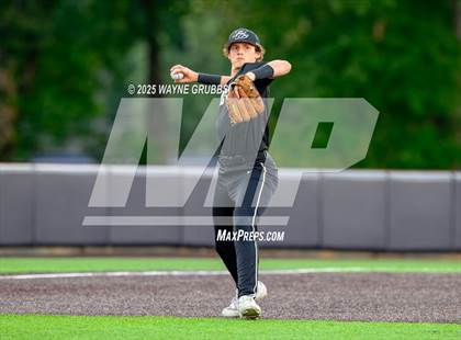 Thumbnail 2 in Pleasant Grove @ Henderson (UIL 4A D1 Area Playoff) photogallery.