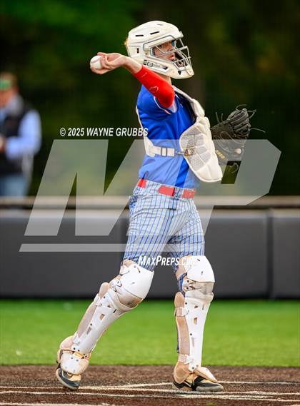 Thumbnail 1 in Pleasant Grove @ Henderson (UIL 4A D1 Area Playoff) photogallery.