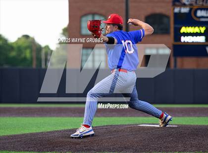 Thumbnail 3 in Pleasant Grove @ Henderson (UIL 4A D1 Area Playoff) photogallery.