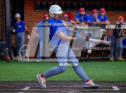 Thumbnail 3 in Pleasant Grove @ Henderson (UIL 4A D1 Area Playoff) photogallery.