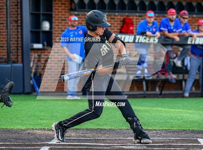 Thumbnail 2 in Pleasant Grove @ Henderson (UIL 4A D1 Area Playoff) photogallery.