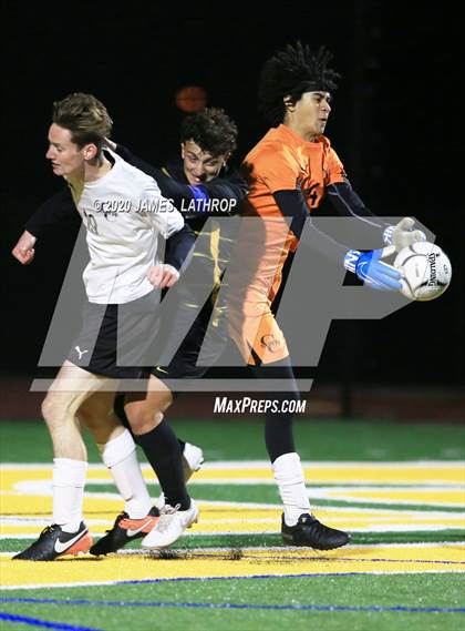 Thumbnail 3 in Churchville Chili @ Greece Athena  (NYSPHSAA Section 5 Class A Quarterfinal) photogallery.