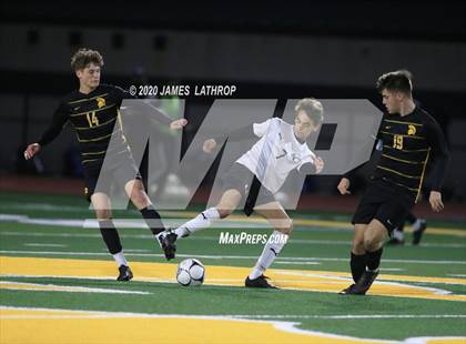 Thumbnail 3 in Churchville Chili @ Greece Athena  (NYSPHSAA Section 5 Class A Quarterfinal) photogallery.