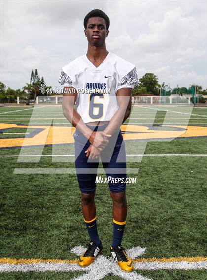 Thumbnail 3 in St. Thomas Aquinas (Preseason Early Contenders Photo Shoot)  photogallery.