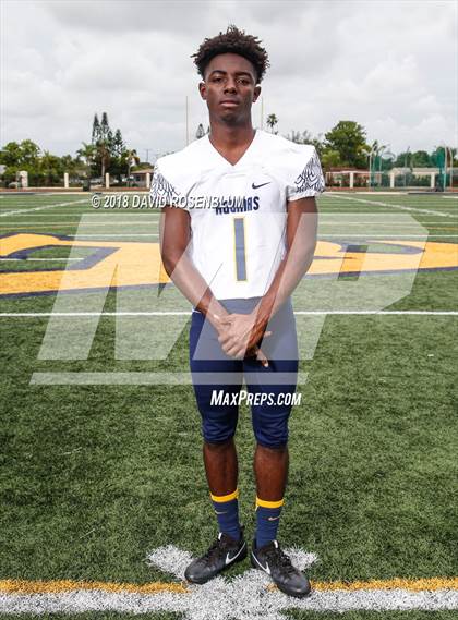 Thumbnail 3 in St. Thomas Aquinas (Preseason Early Contenders Photo Shoot)  photogallery.