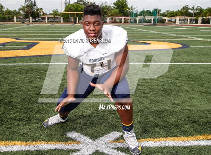 Thumbnail 2 in St. Thomas Aquinas (Preseason Early Contenders Photo Shoot)  photogallery.
