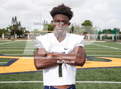 Thumbnail 1 in St. Thomas Aquinas (Preseason Early Contenders Photo Shoot)  photogallery.