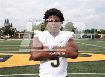 Thumbnail 3 in St. Thomas Aquinas (Preseason Early Contenders Photo Shoot)  photogallery.