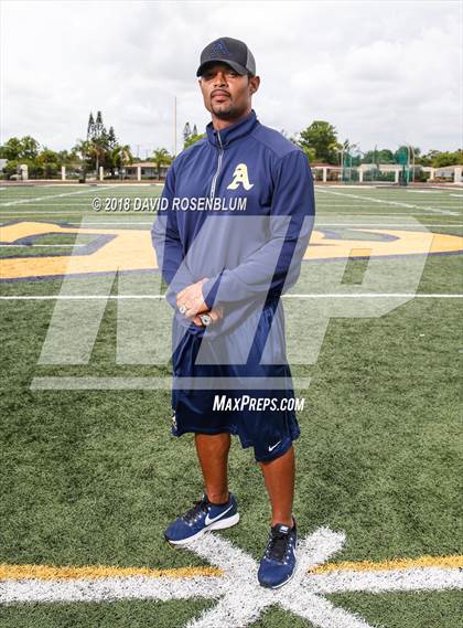 Thumbnail 1 in St. Thomas Aquinas (Preseason Early Contenders Photo Shoot)  photogallery.
