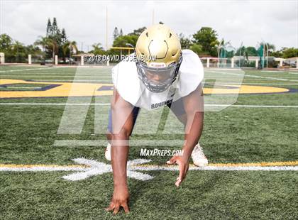 Thumbnail 1 in St. Thomas Aquinas (Preseason Early Contenders Photo Shoot)  photogallery.