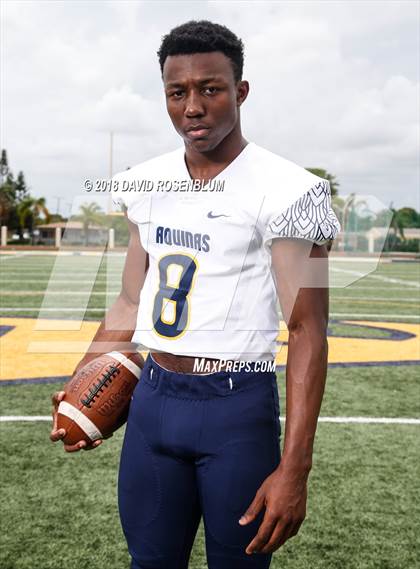 Thumbnail 2 in St. Thomas Aquinas (Preseason Early Contenders Photo Shoot)  photogallery.