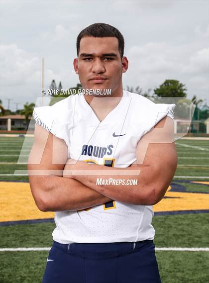 Thumbnail 2 in St. Thomas Aquinas (Preseason Early Contenders Photo Shoot)  photogallery.