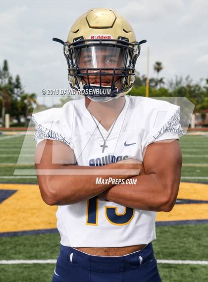 Thumbnail 2 in St. Thomas Aquinas (Preseason Early Contenders Photo Shoot)  photogallery.