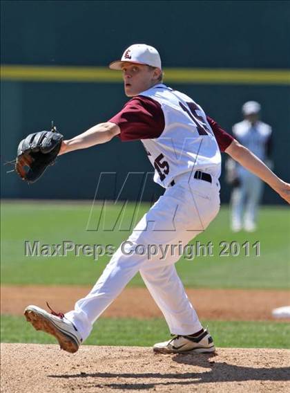 Thumbnail 2 in East Lyme vs Griswold (ECC Quarterfinal) photogallery.