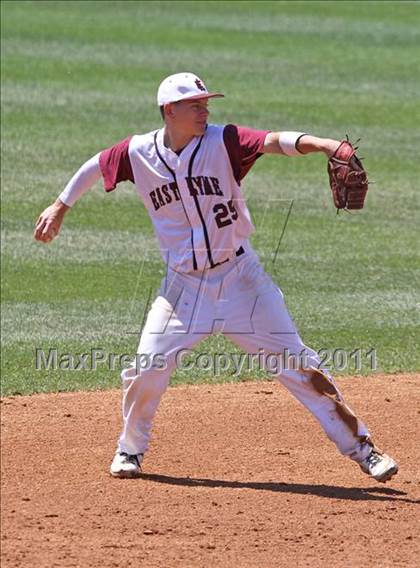 Thumbnail 3 in East Lyme vs Griswold (ECC Quarterfinal) photogallery.