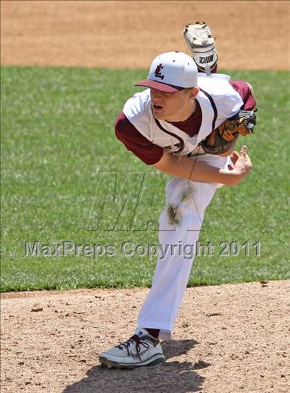 Thumbnail 3 in East Lyme vs Griswold (ECC Quarterfinal) photogallery.