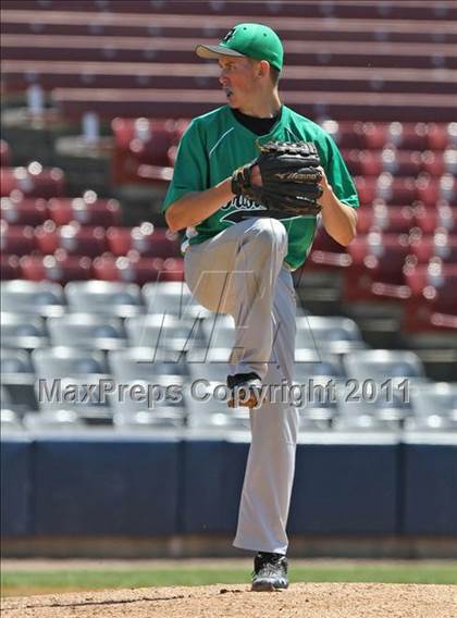 Thumbnail 1 in East Lyme vs Griswold (ECC Quarterfinal) photogallery.
