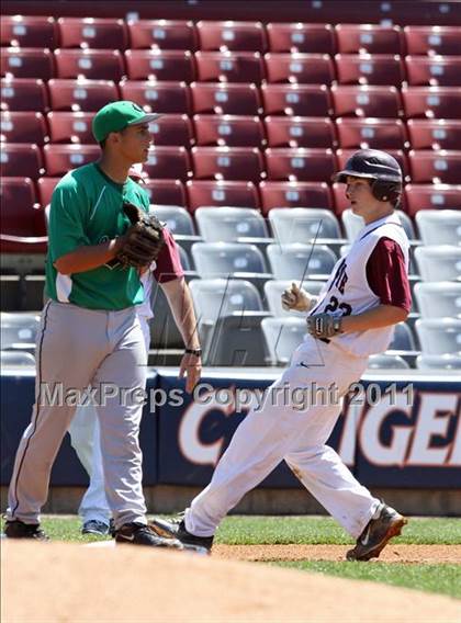 Thumbnail 3 in East Lyme vs Griswold (ECC Quarterfinal) photogallery.