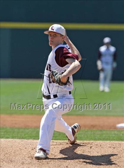 Thumbnail 1 in East Lyme vs Griswold (ECC Quarterfinal) photogallery.