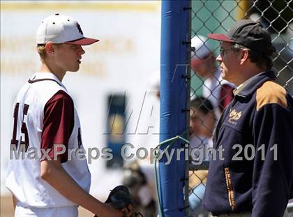 Thumbnail 3 in East Lyme vs Griswold (ECC Quarterfinal) photogallery.