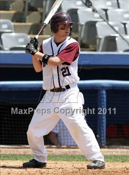 Thumbnail 3 in East Lyme vs Griswold (ECC Quarterfinal) photogallery.
