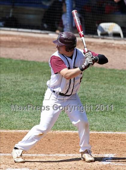 Thumbnail 3 in East Lyme vs Griswold (ECC Quarterfinal) photogallery.