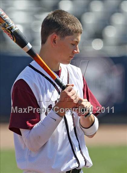 Thumbnail 2 in East Lyme vs Griswold (ECC Quarterfinal) photogallery.