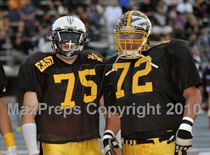 Thumbnail 1 in 605 All-Star Football Classic (East vs. West) photogallery.