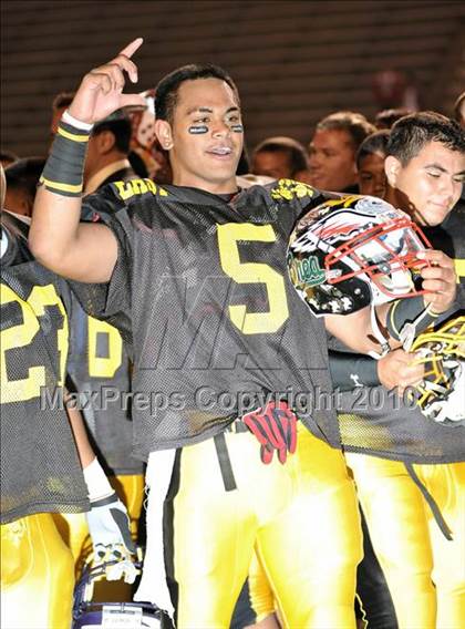 Thumbnail 2 in 605 All-Star Football Classic (East vs. West) photogallery.