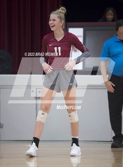 Thumbnail 3 in Central Catholic @ E.D. White photogallery.