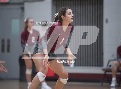 Thumbnail 3 in Central Catholic @ E.D. White photogallery.