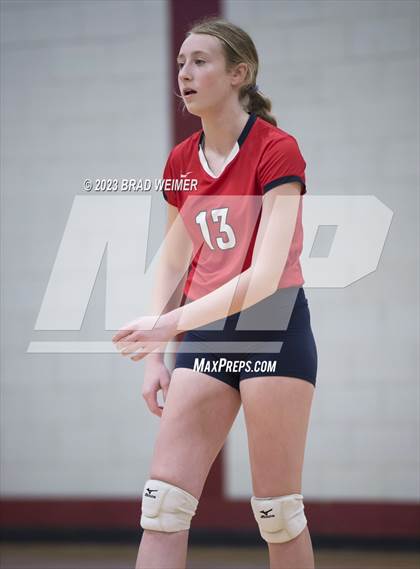 Thumbnail 3 in Central Catholic @ E.D. White photogallery.