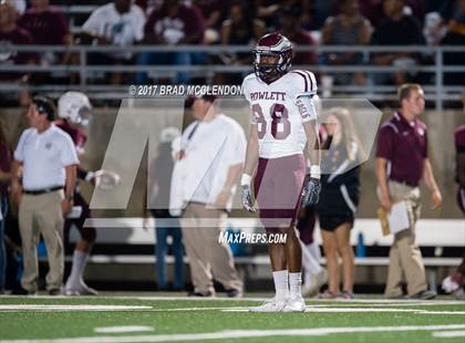Thumbnail 3 in Rowlett vs Plano photogallery.