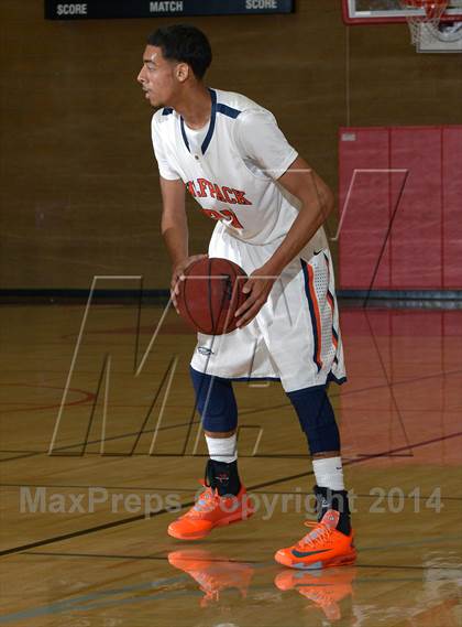 Thumbnail 1 in Cosumnes Oaks vs. Colfax (Common Good Classic) photogallery.