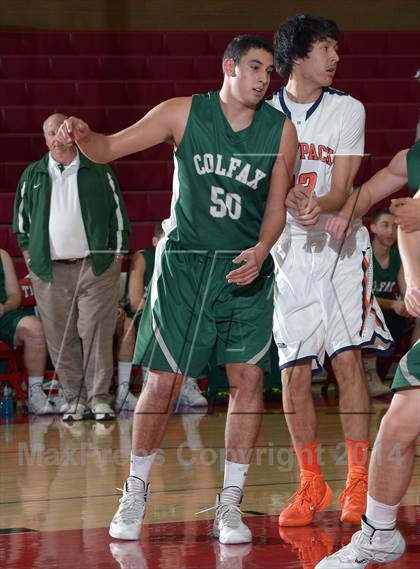 Thumbnail 2 in Cosumnes Oaks vs. Colfax (Common Good Classic) photogallery.