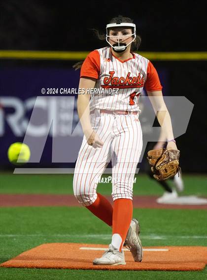Thumbnail 2 in Rockwall vs. Vista Ridge (NFCA Leadoff Classic) photogallery.