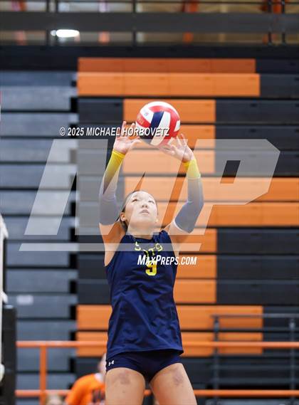 Thumbnail 3 in Southlake Carroll vs. Highland Park photogallery.