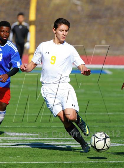 Thumbnail 2 in Crawford vs. Serra (San Diego City Tournament) photogallery.