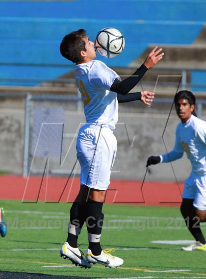 Thumbnail 2 in Crawford vs. Serra (San Diego City Tournament) photogallery.