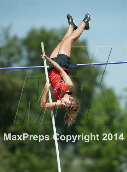 Thumbnail 3 in CIF SS D2 Track and Field Championships (Girls Events) photogallery.
