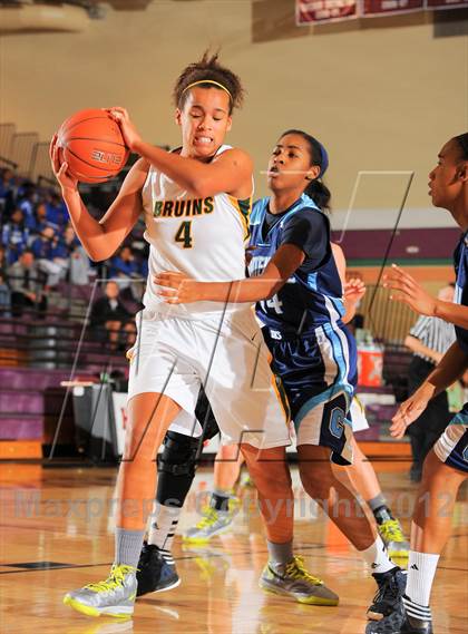 Thumbnail 3 in Rock Bridge vs. Centennial (Nike Tournament of Champions) photogallery.
