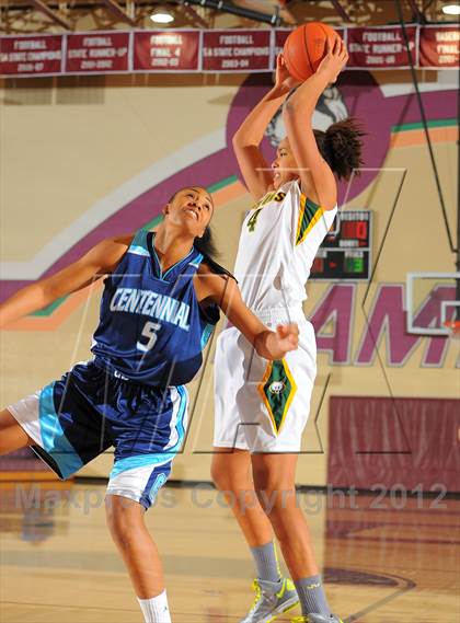 Thumbnail 2 in Rock Bridge vs. Centennial (Nike Tournament of Champions) photogallery.