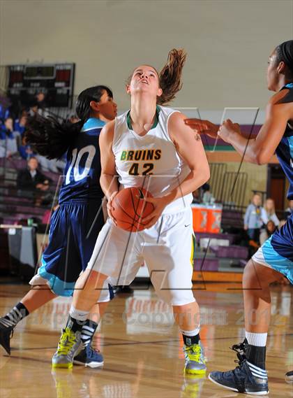 Thumbnail 2 in Rock Bridge vs. Centennial (Nike Tournament of Champions) photogallery.